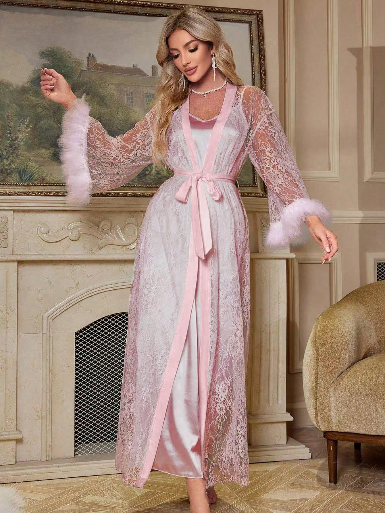 SHEIN طقم بيجاما نسائي أنيق بديكور دانتيل