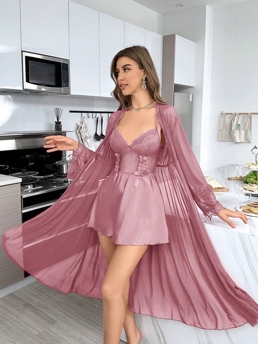 SHEIN SilkySpell قميص نوم بلون وردي جذاب وروب