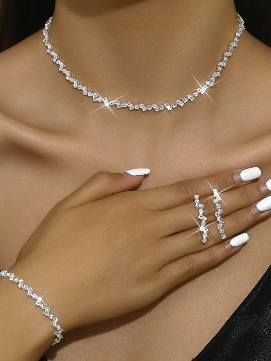 SHEIN مجموعة مجوهرات 4 قطع كريستال فضية براقة