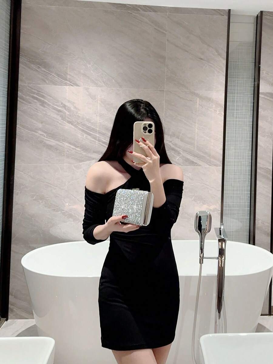 SHEIN حقيبة سهرة فضية مربعة مزينة بالراين