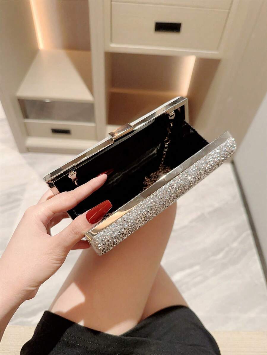 SHEIN حقيبة سهرة فضية مربعة مزينة بالراين