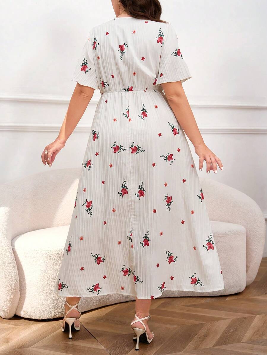 Mulvari فستان طويل مقاس كبير بنمط زهري