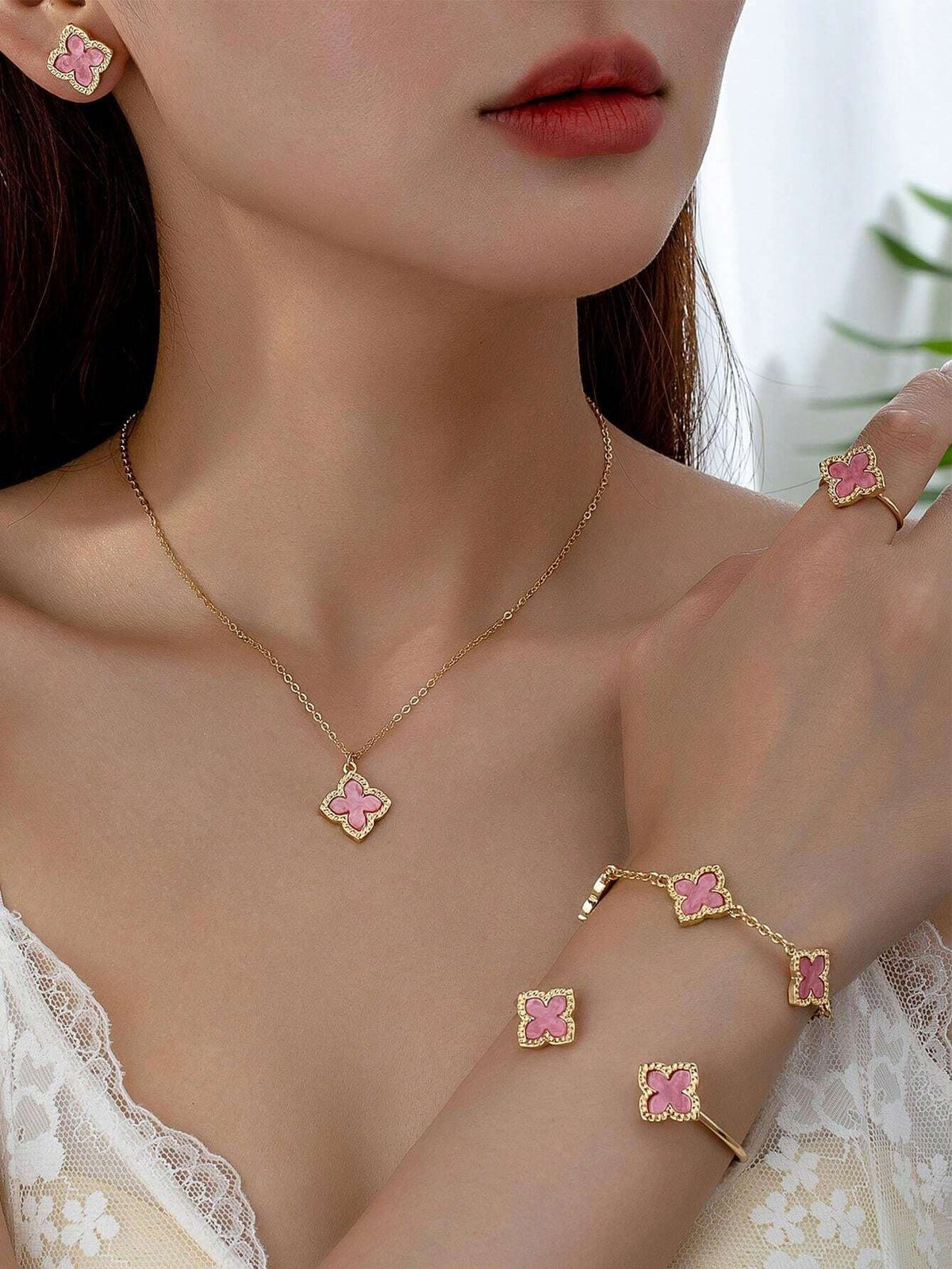SHEIN مجموعة مجوهرات مكونة من 6 قطع بتصميم ورقة زهرة رباعي