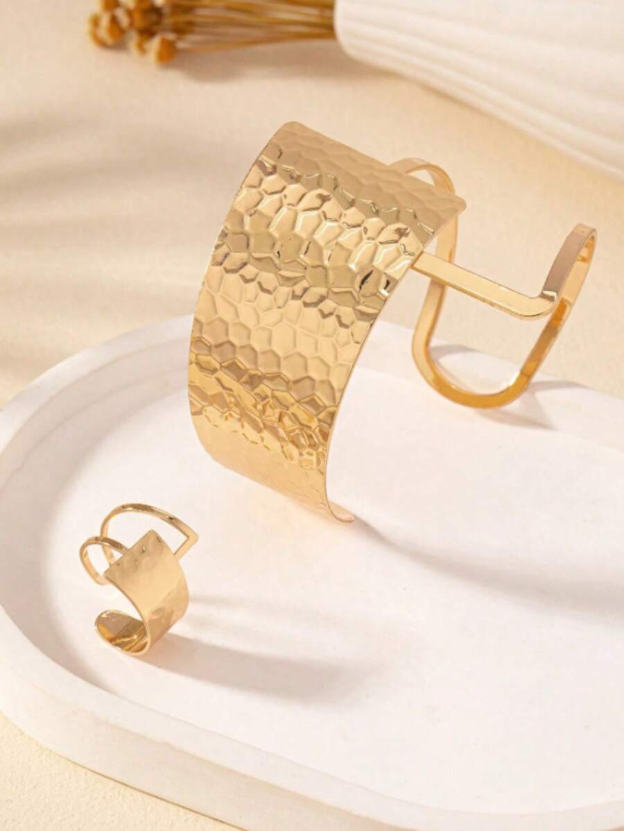 SHEIN طقم سوار وخاتم بتصميم مجوف