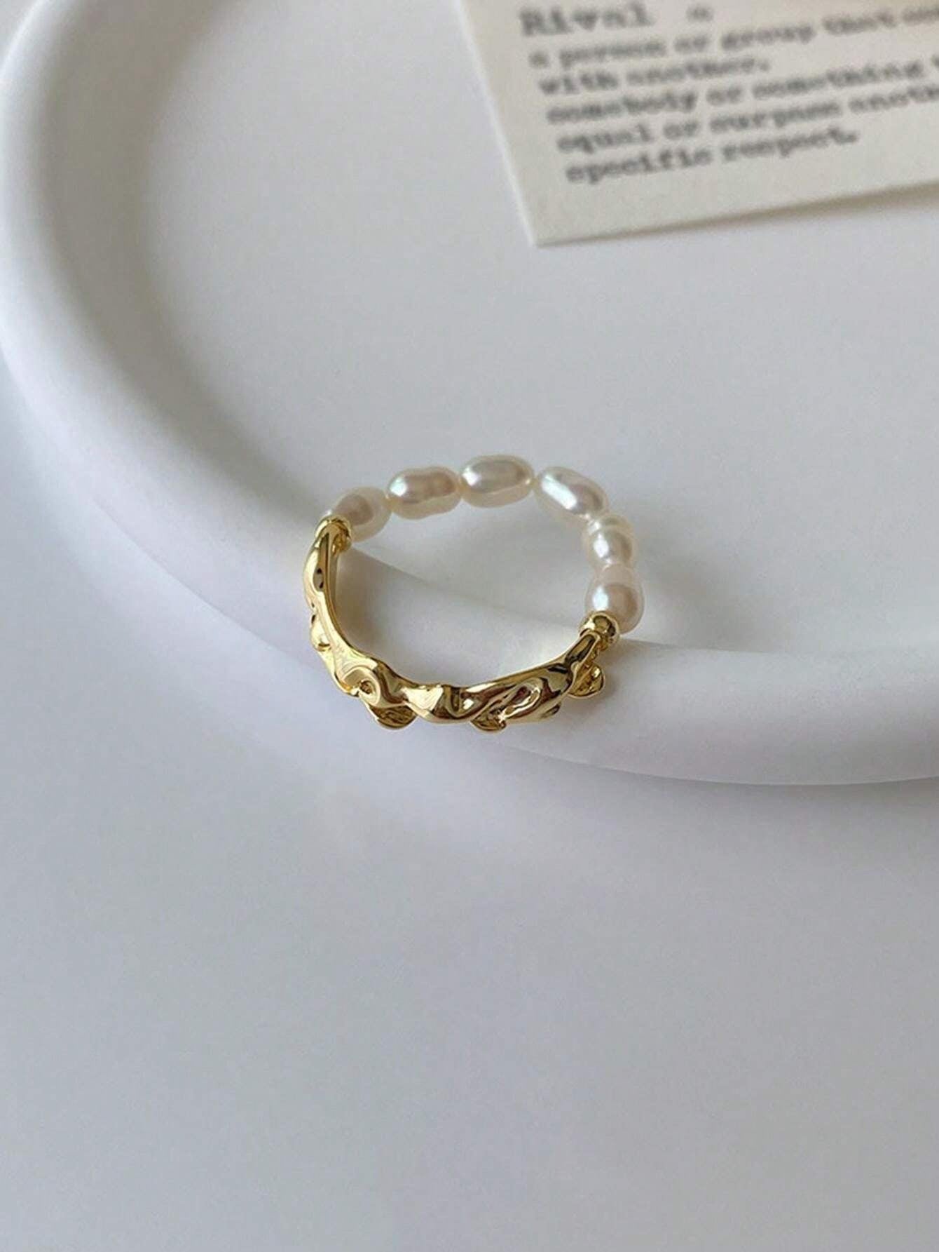 SHEIN خاتم ذهبي قابل للتعديل من اللؤلؤ