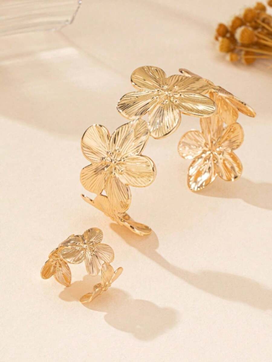 SHEIN طقم مجوهرات بتصميم الأزهار والأوراق