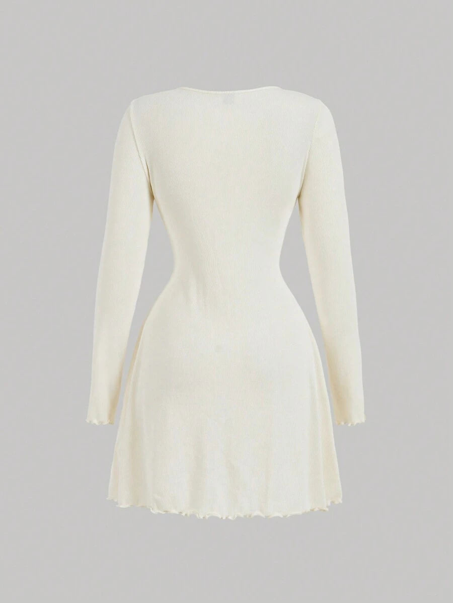 SHEIN MOD فستان بيج طويل الأكمام مرصع بشريط أنيق كاجوال