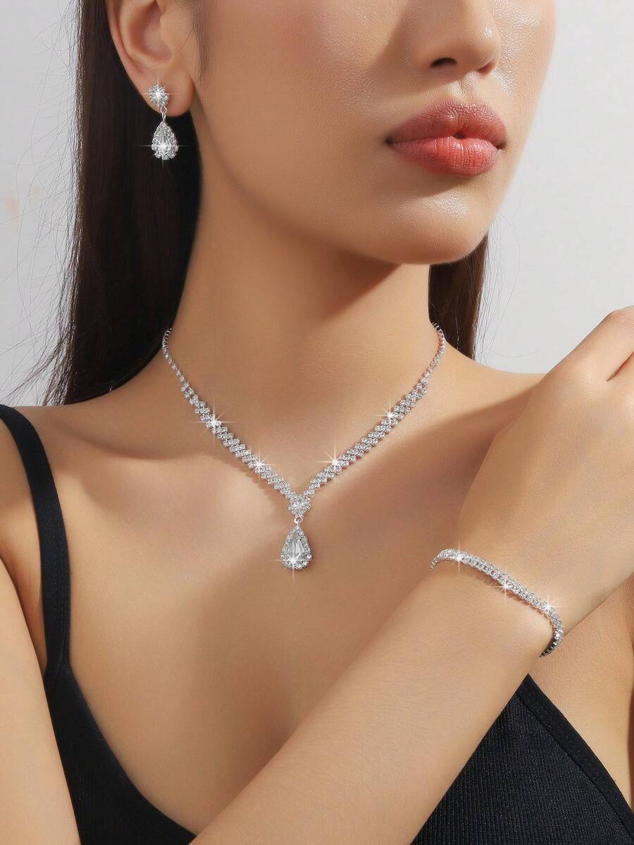 SHEIN طقم مجوهرات بشكل قطرة مائية أنيق وبسيط
