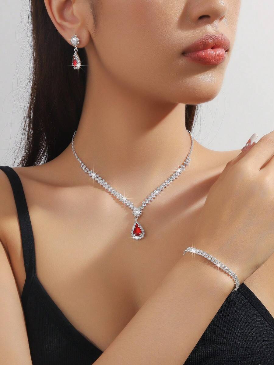 SHEIN طقم مجوهرات بشكل قطرة مائية أنيق وبسيط