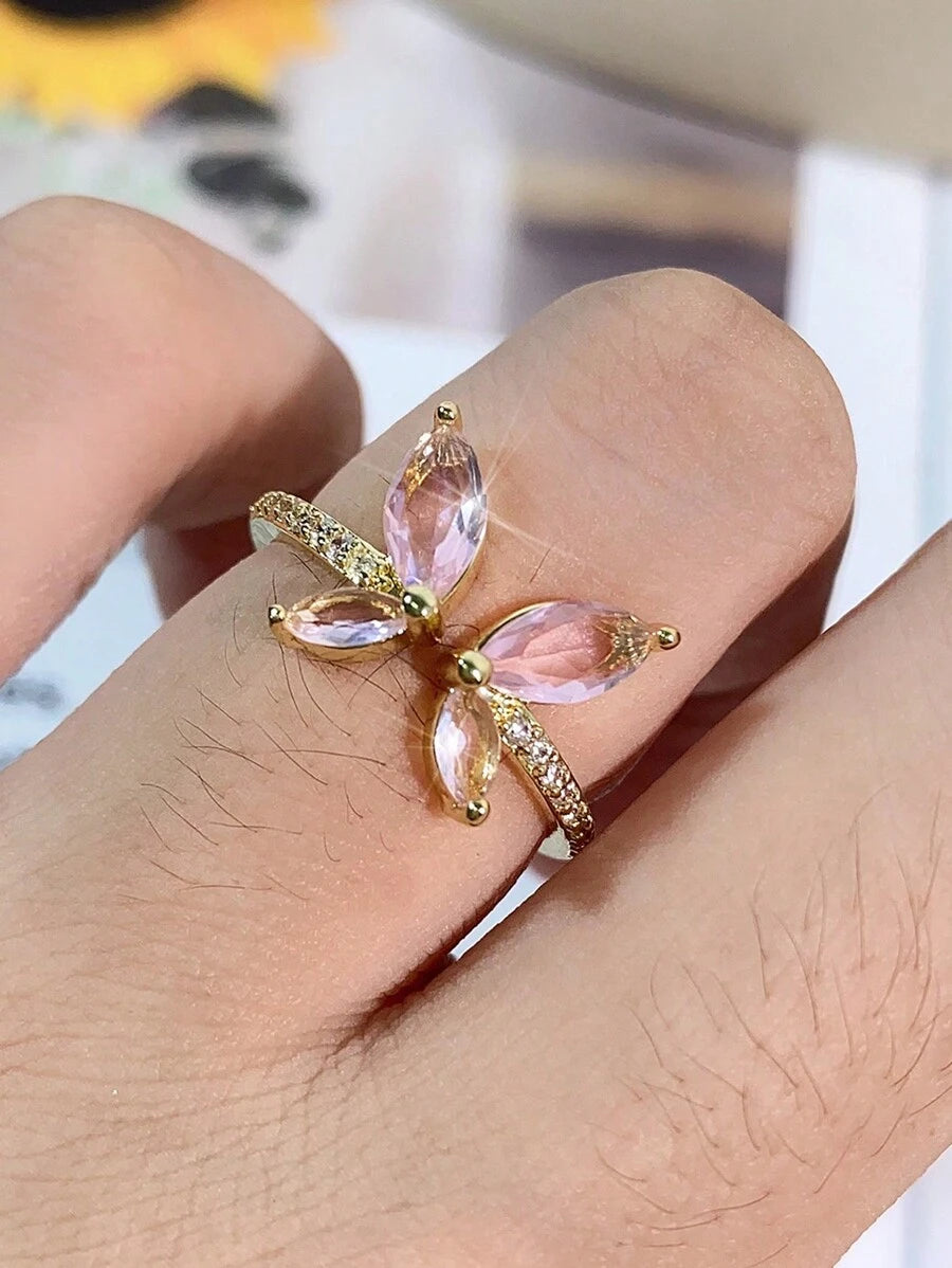 SHEIN خاتم قابل للتعديل بتصميم فراشة بزركونيا مكعبة