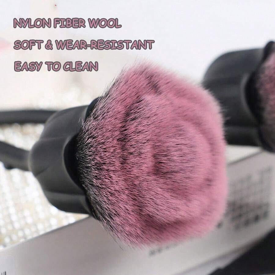 SHEIN HMQ beauty فرشاة أظافر بزهرة للمانيكير وتنظيف الغبار