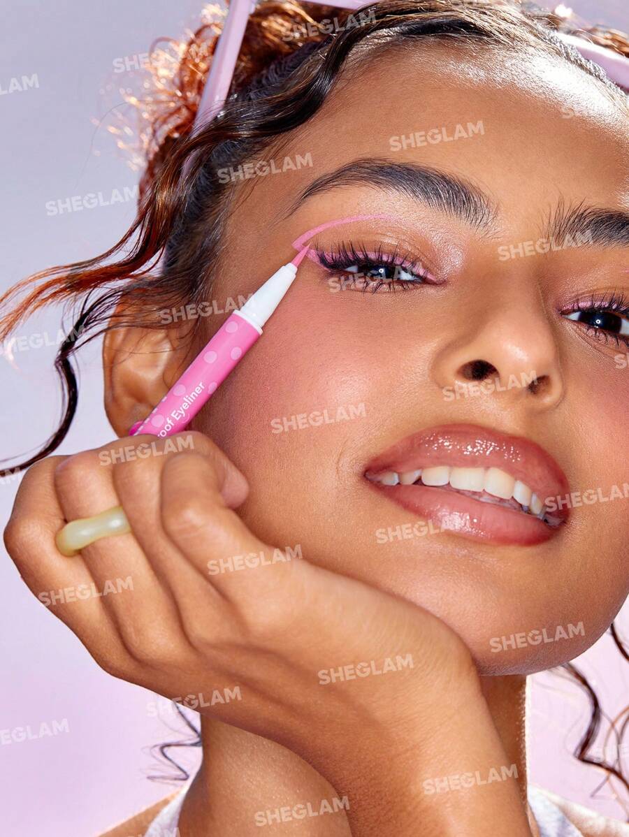 SHEGLAM Hello Kitty Make Waves Pink Winks كحل مقاوم للماء 3 ألوان بلون