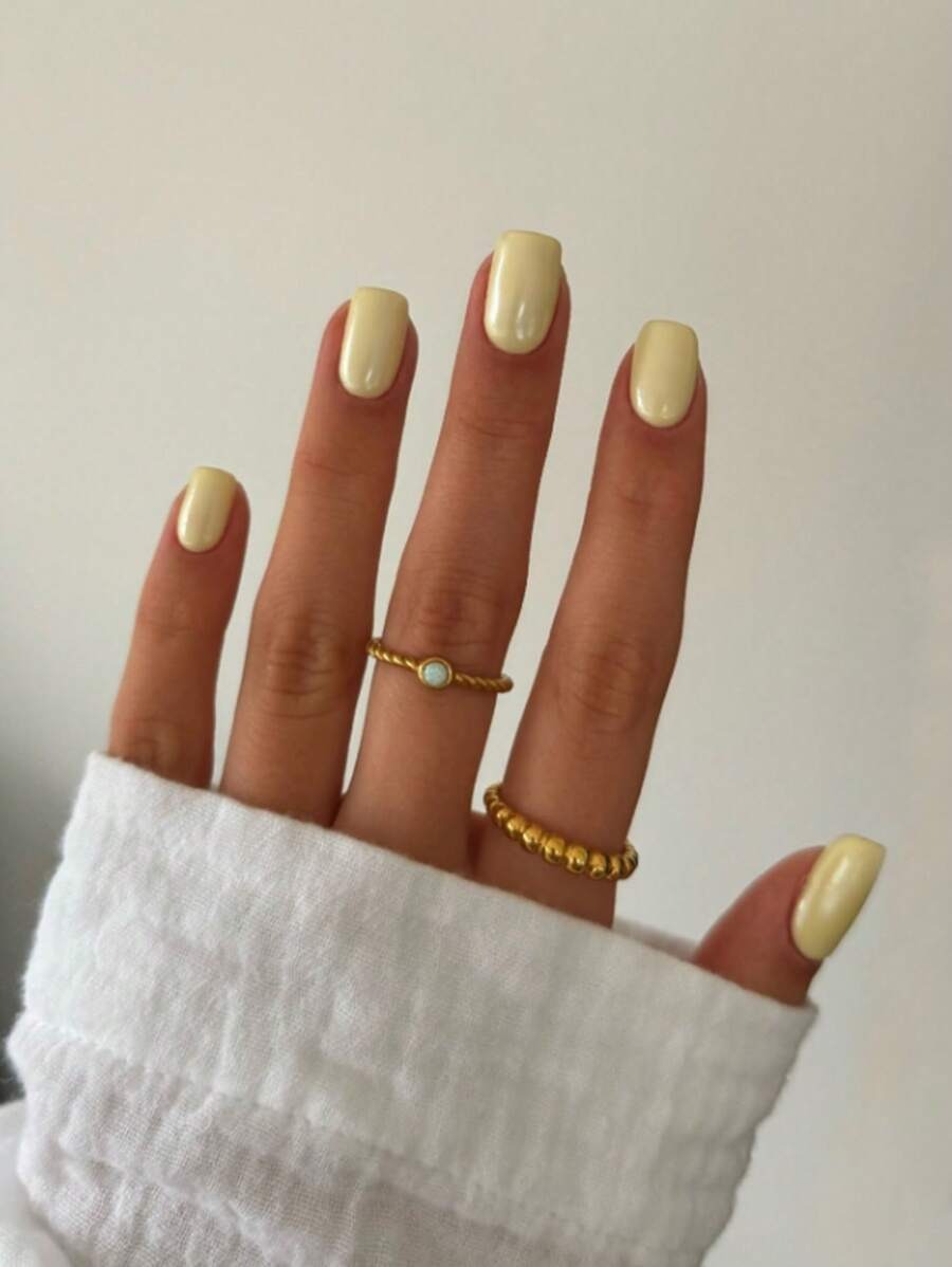 SHEIN أظافر 24 قطعة مربعة قصيرة صفراء بطراز فرنسي