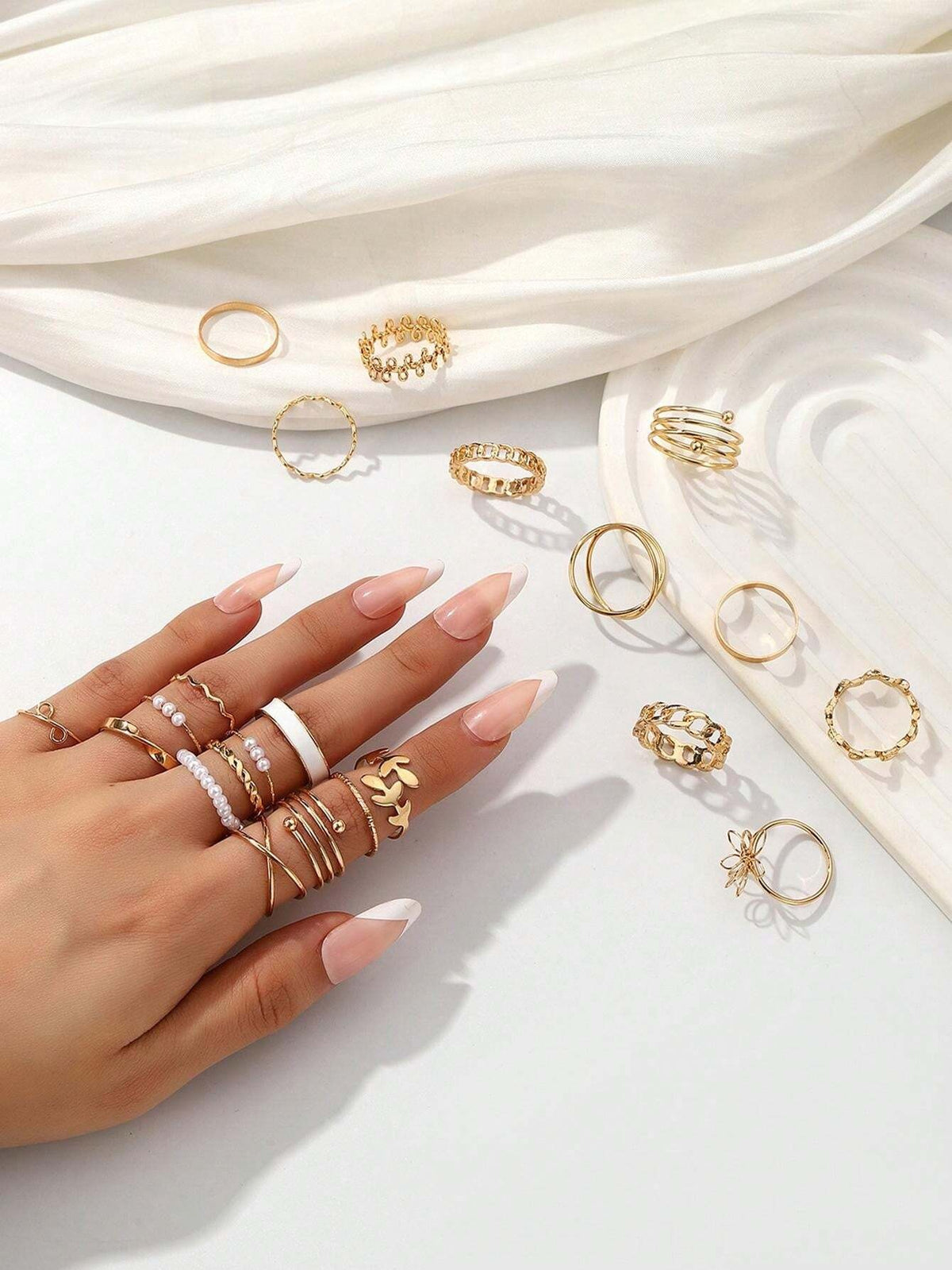 SHEIN طقم 22 خواتم عتيقة
