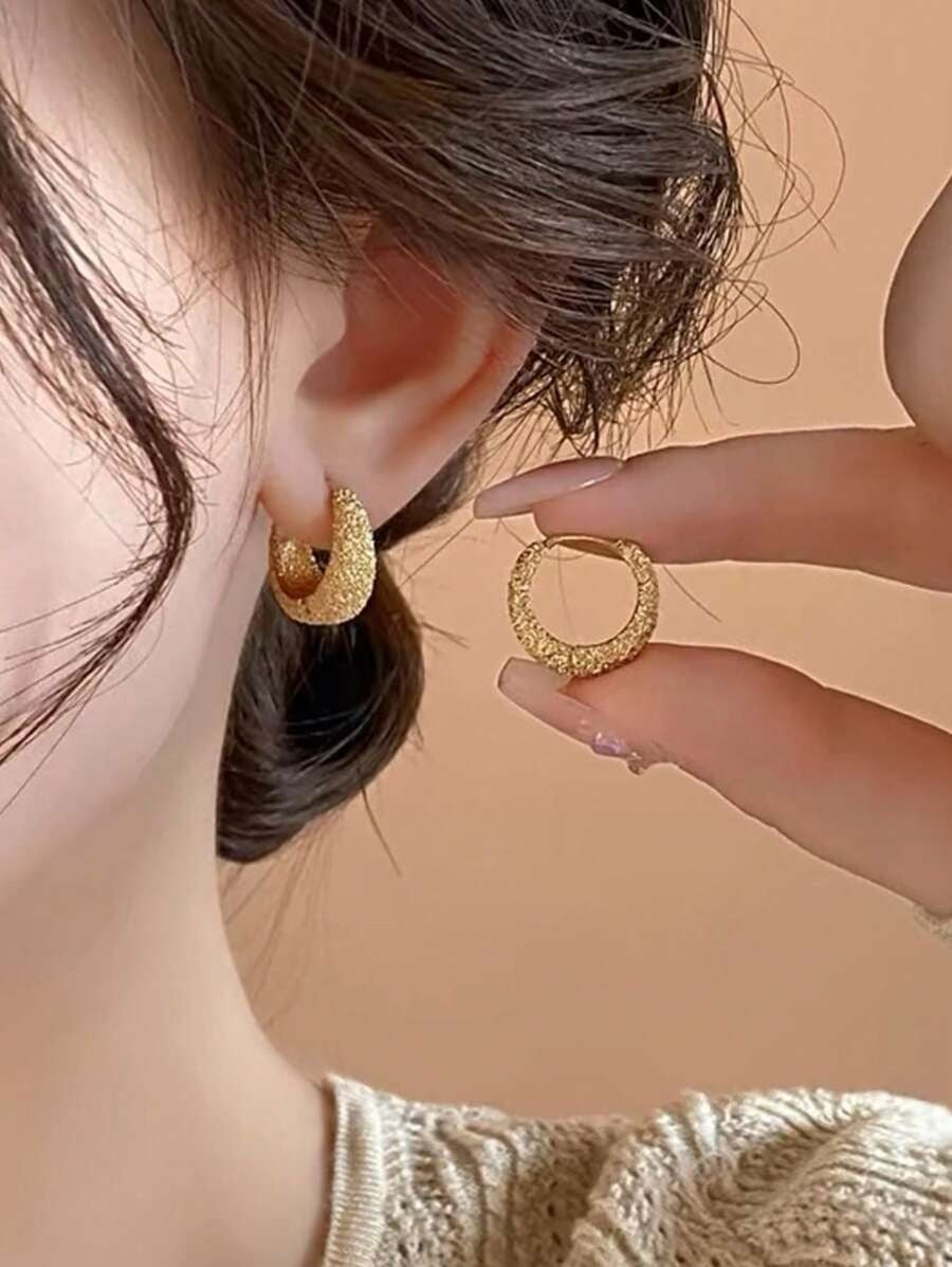 SHEIN زوج أقراط حلقة نحاسية ذهبية