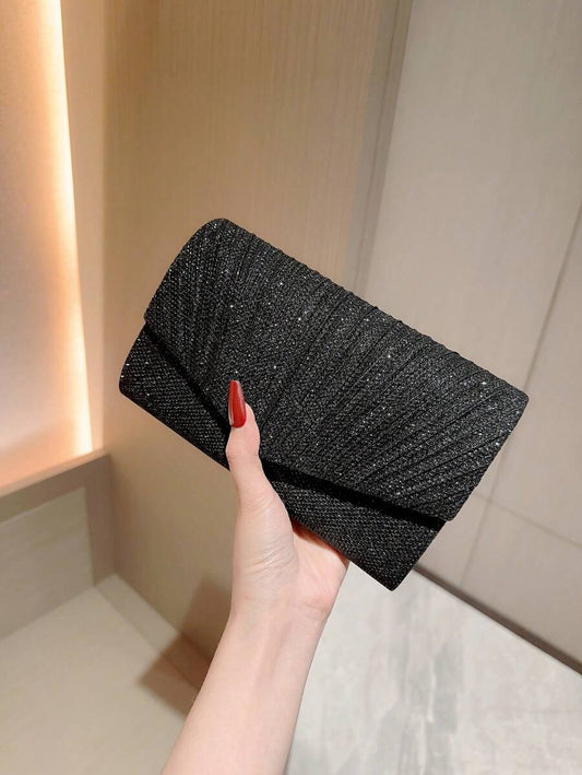 SHEIN حقيبة مربعة معدنية سوداء لامعة مصغرة
