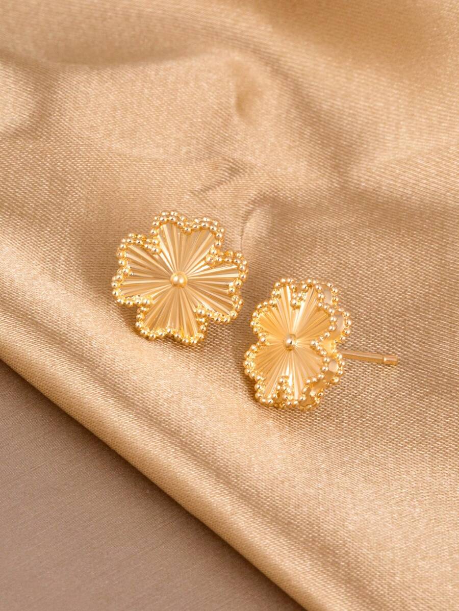 SHEIN زوج أقراط ذهبي أذن قلب وحلزون