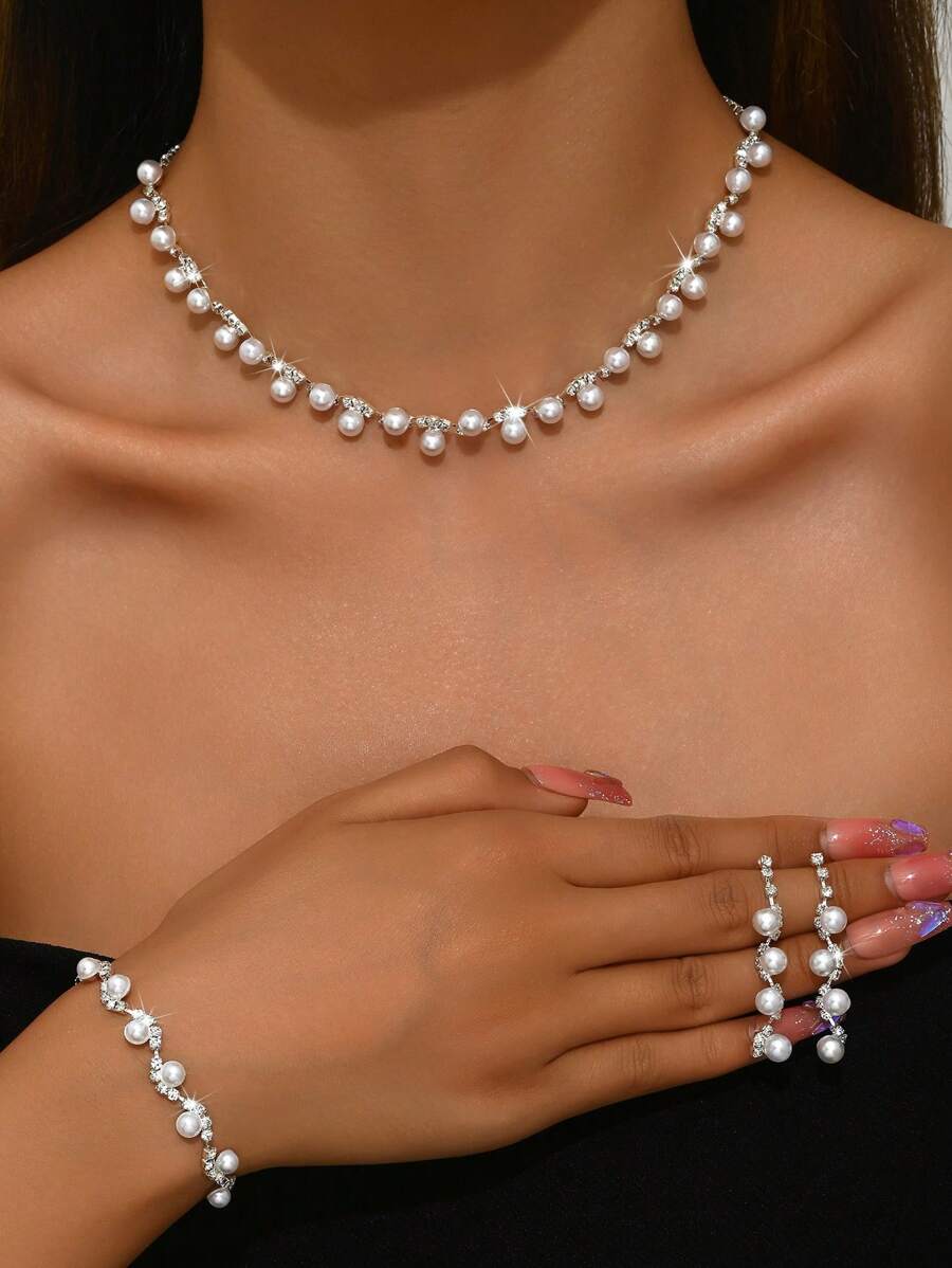 SHEIN طقم مجوهرات فضي بلؤلؤ وزركون