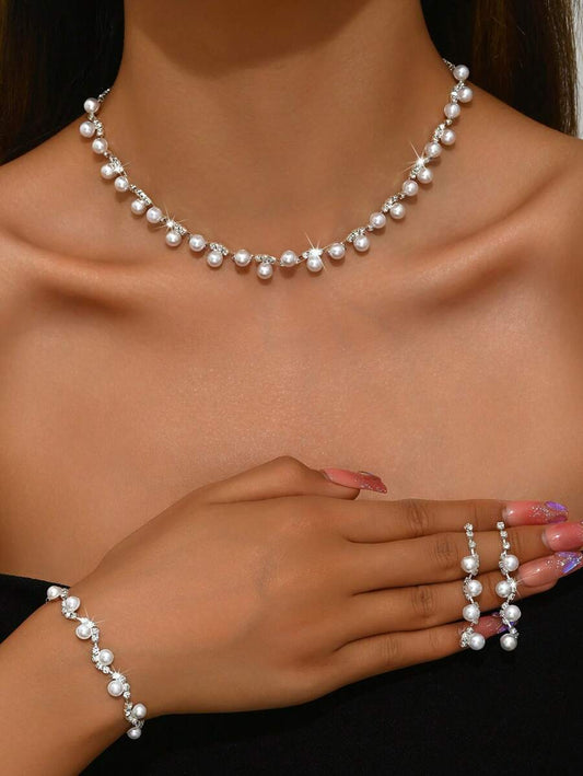 SHEIN طقم مجوهرات فضي بلؤلؤ وزركون