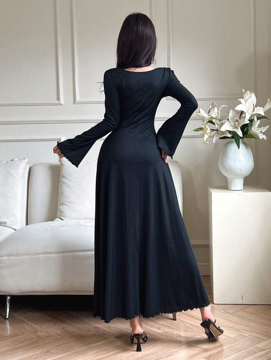 SHEIN Mulvari فستان أسود طويل مع فيونكة وردية