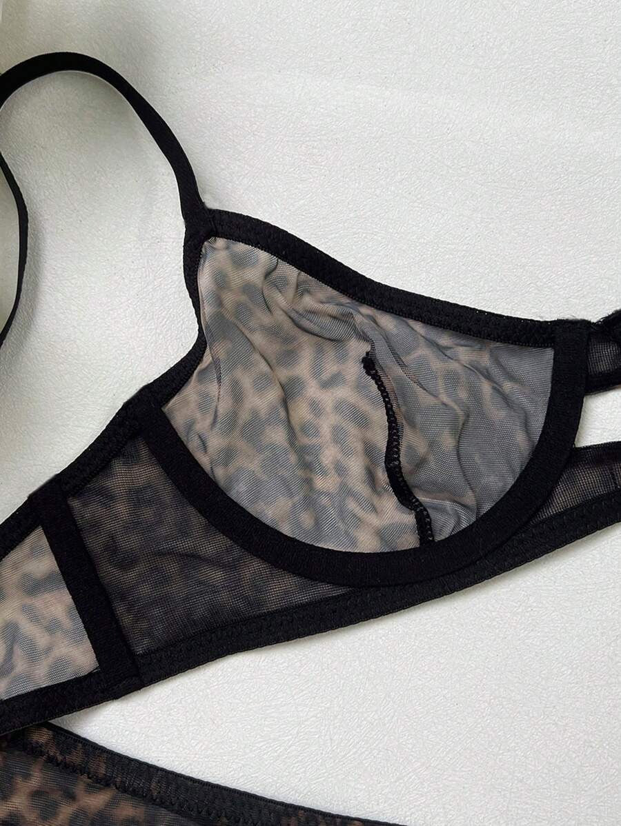 SHEIN طقم صدرية جذاب بطبعة الفهد