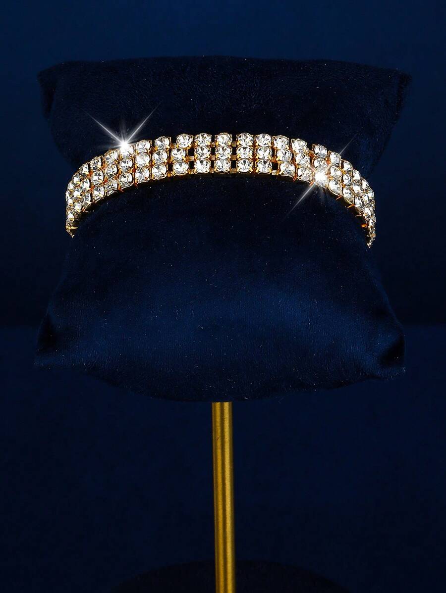 SHEIN طقم مجوهرات ذهبية قلادة وأقراط وأساور لامعة