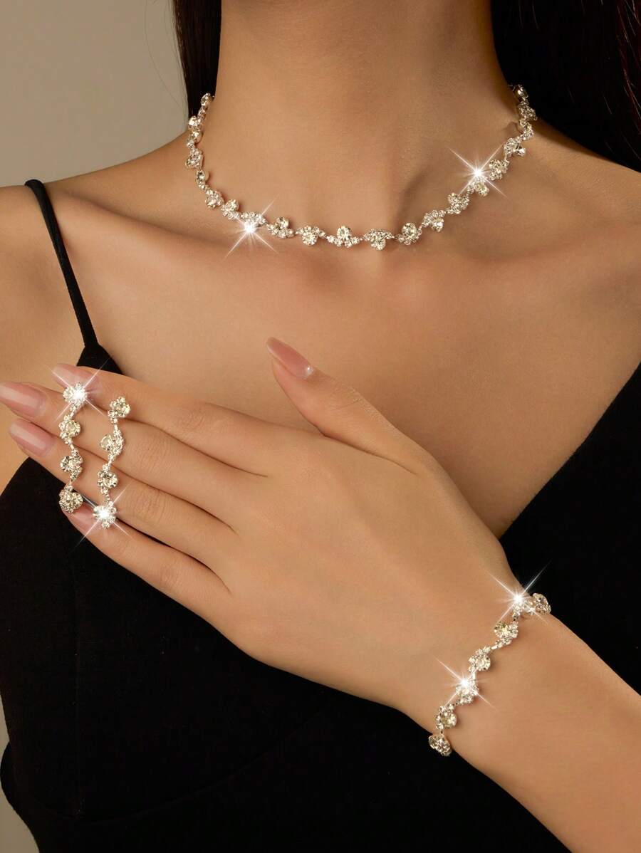 SHEIN طقم مجوهرات بيضاء قلادة وأقراط وأساور مرصعة بالراين