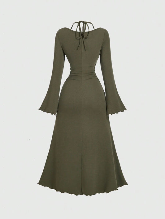SHEIN MOD فستان طويل بأكمام واسعة وخصر مشدود