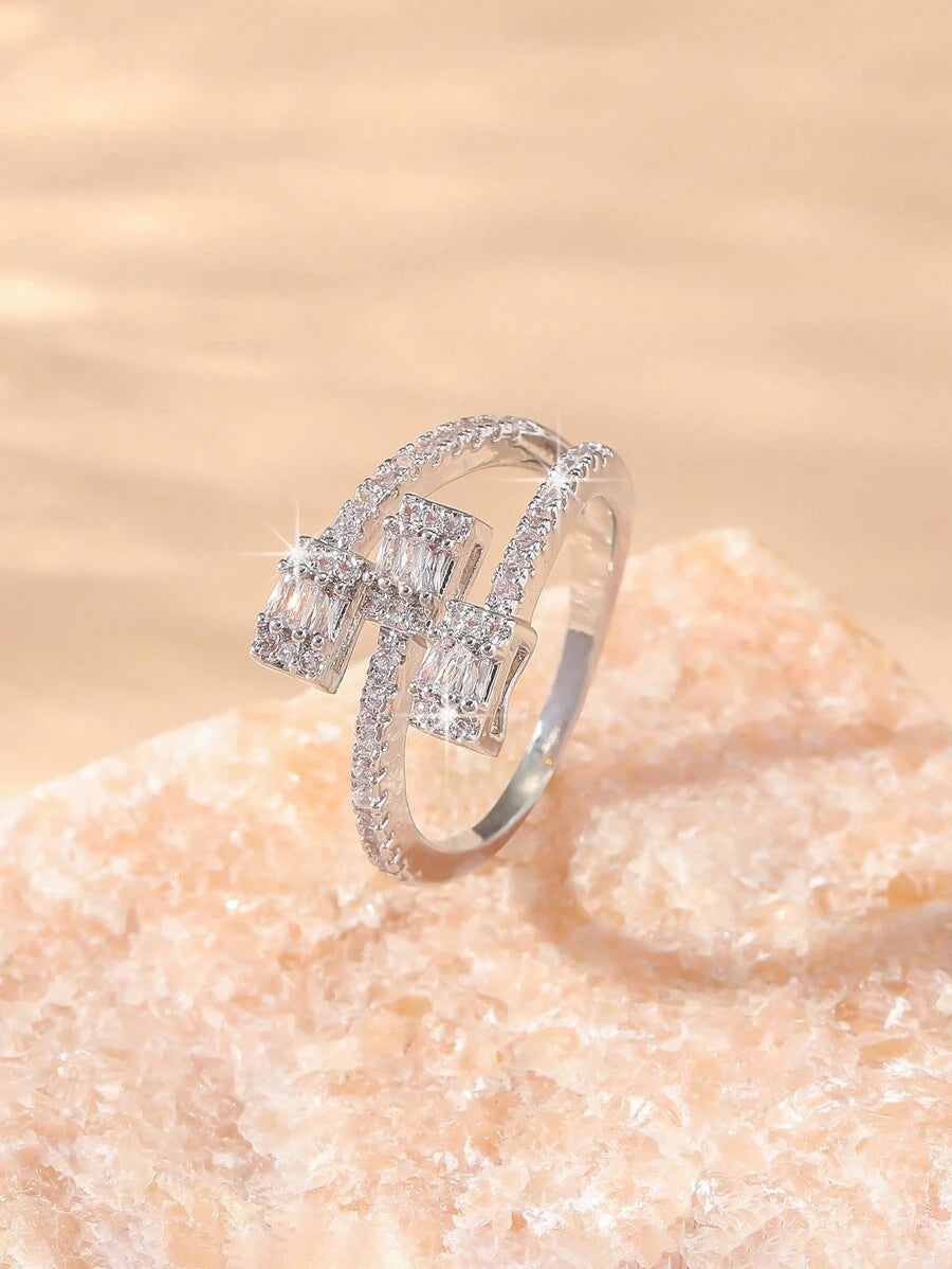 SHEIN CZ خاتم نحاسي متعدد المكعبات مرصع بحجر