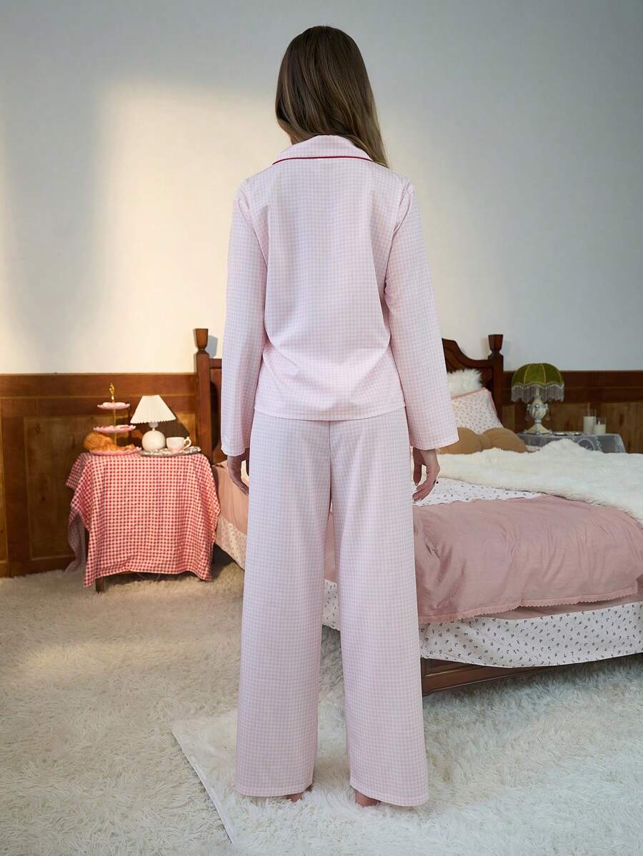 SHEIN Sanrio طقم بيجامة 2 قطعة برسومات هيلو كيتي