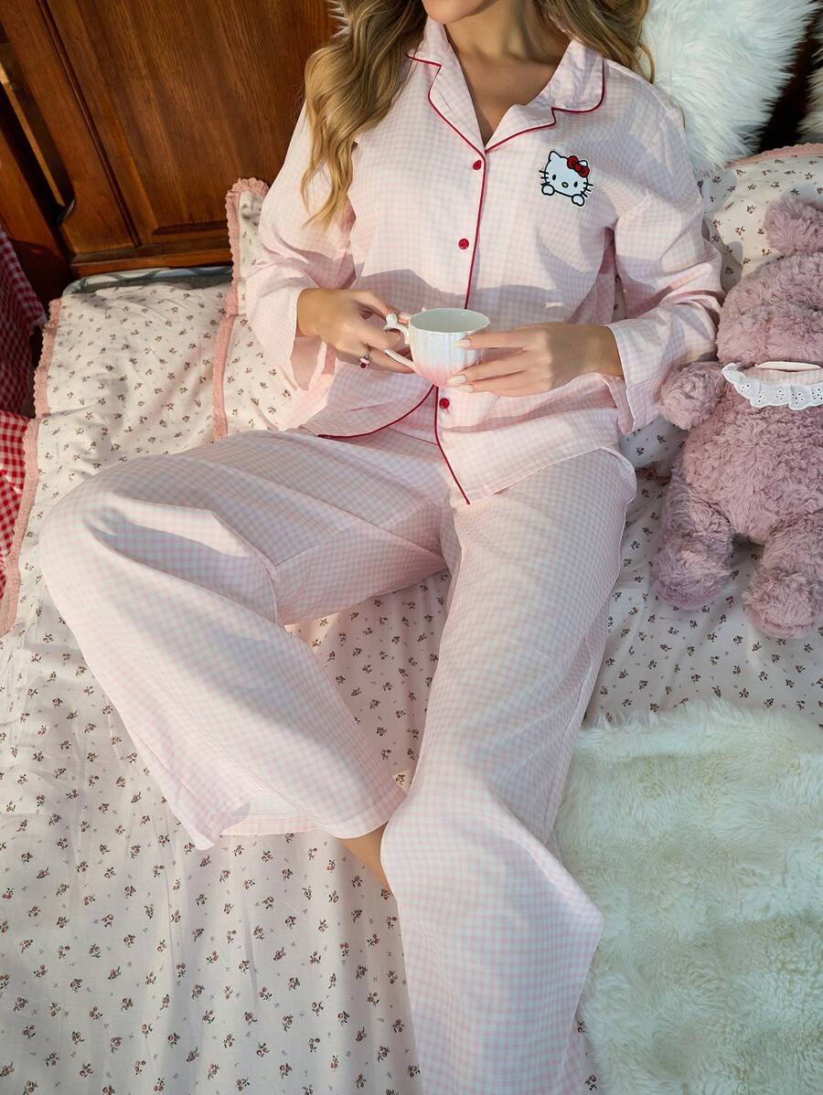 SHEIN Sanrio طقم بيجامة 2 قطعة برسومات هيلو كيتي