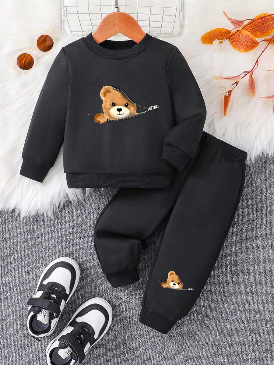 SHEIN طقم هودي كريو بنقشة دب للأطفال الصغار