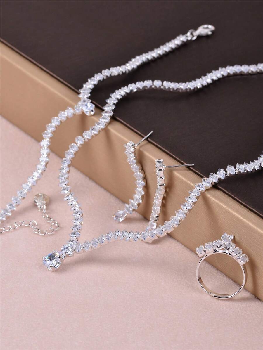 SHEIN طقم قلادة فضي زركونيا بشكل قطرة ماء