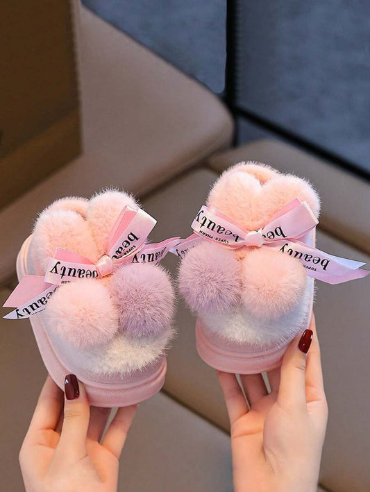 SHEIN شبشب أطفال دافئ بطبعات أرانب كيوت