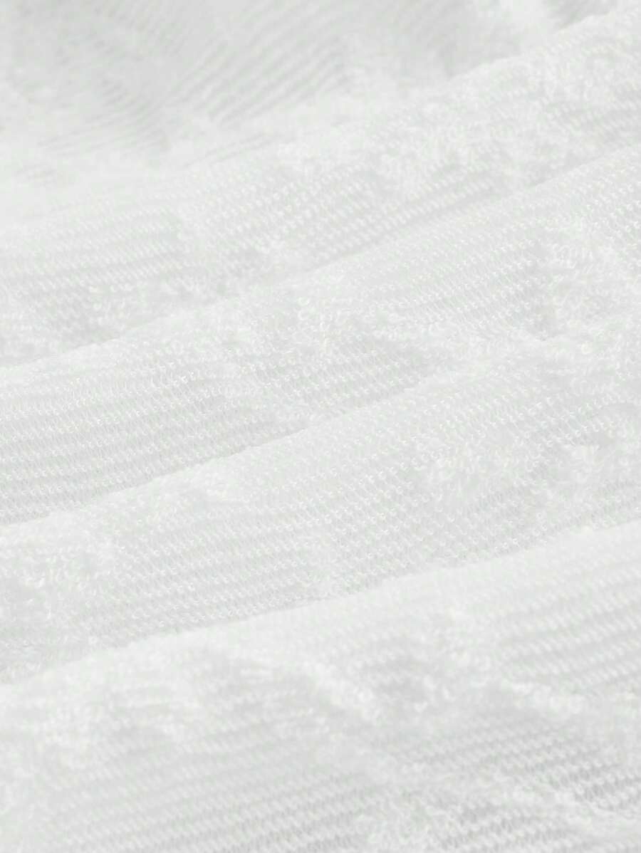 SHEIN MOD فستان ابيض بأكمام طويلة وزهور