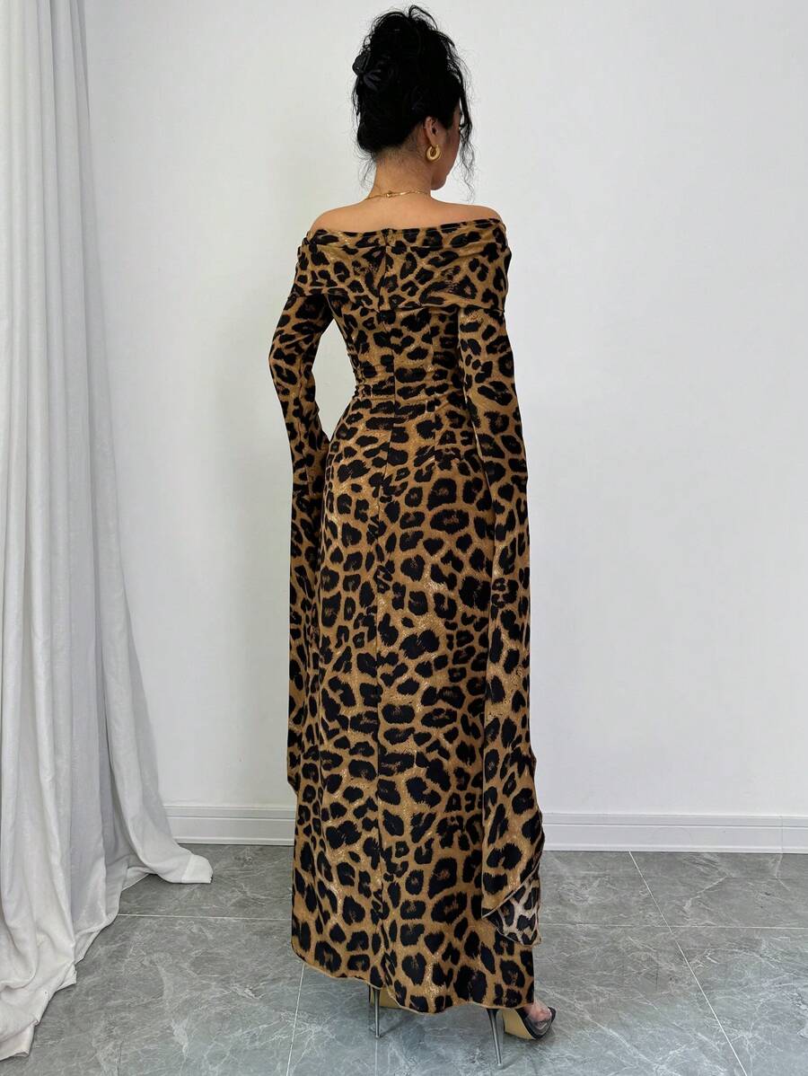 SHEIN Elenzga فستان ماكسي بطبعة نمر وأكمام متدلية