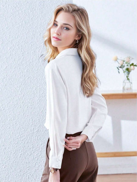 SHEIN بلوزة بيضاء بأكمام طويلة بتصميم كاجوال أنيق