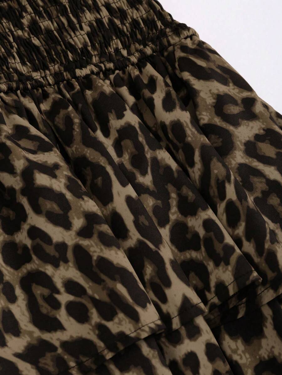 SHEIN Sweetra فستان قصير بطبعة جلد الفهد بظهر مكشوف