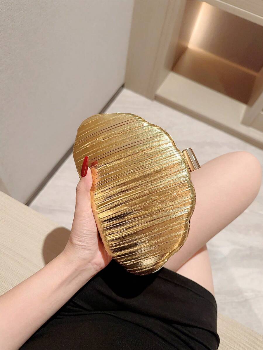 SHEIN حقيبة سهرة ذهبية لامعة مربعة للحفلات
