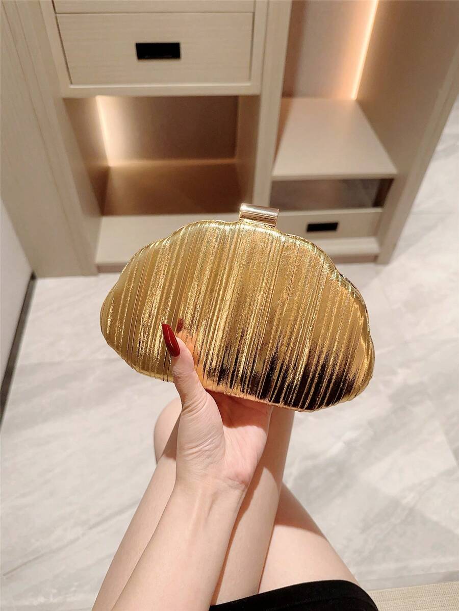SHEIN حقيبة سهرة ذهبية لامعة مربعة للحفلات