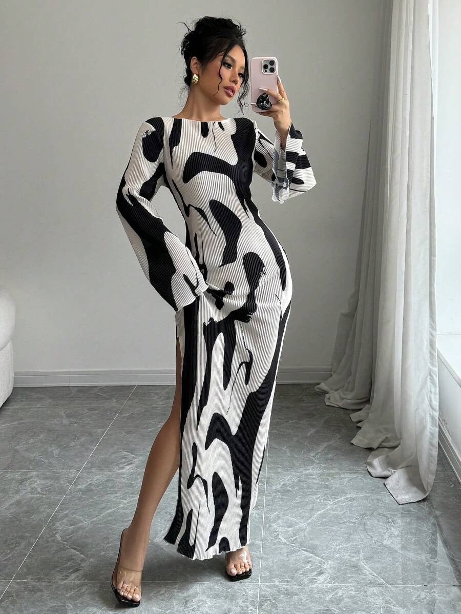 SHEIN Rafferiza  فستان طويل بطبعة كاملة بلون أبيض وأسود وأكمام طويلة