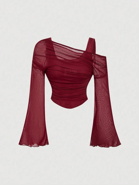 SHEIN MOD بلوزة عارية الكتف بأكمام جرس طويلة من الشبك بلون عنابي