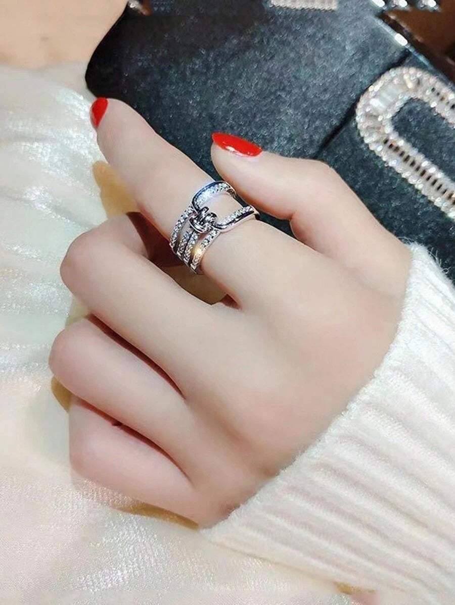 SHEIN خاتم أنيق مرصع بزركونيا بطراز بسيط
