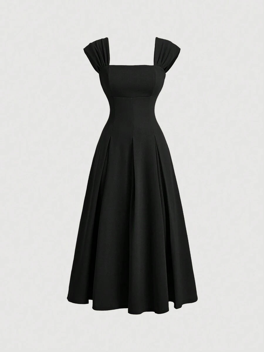 SHEIN MOD فستان أسود طويل بتصميم منثني أنيق