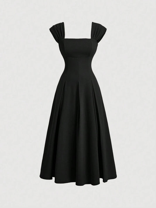 SHEIN MOD فستان أسود طويل بتصميم منثني أنيق