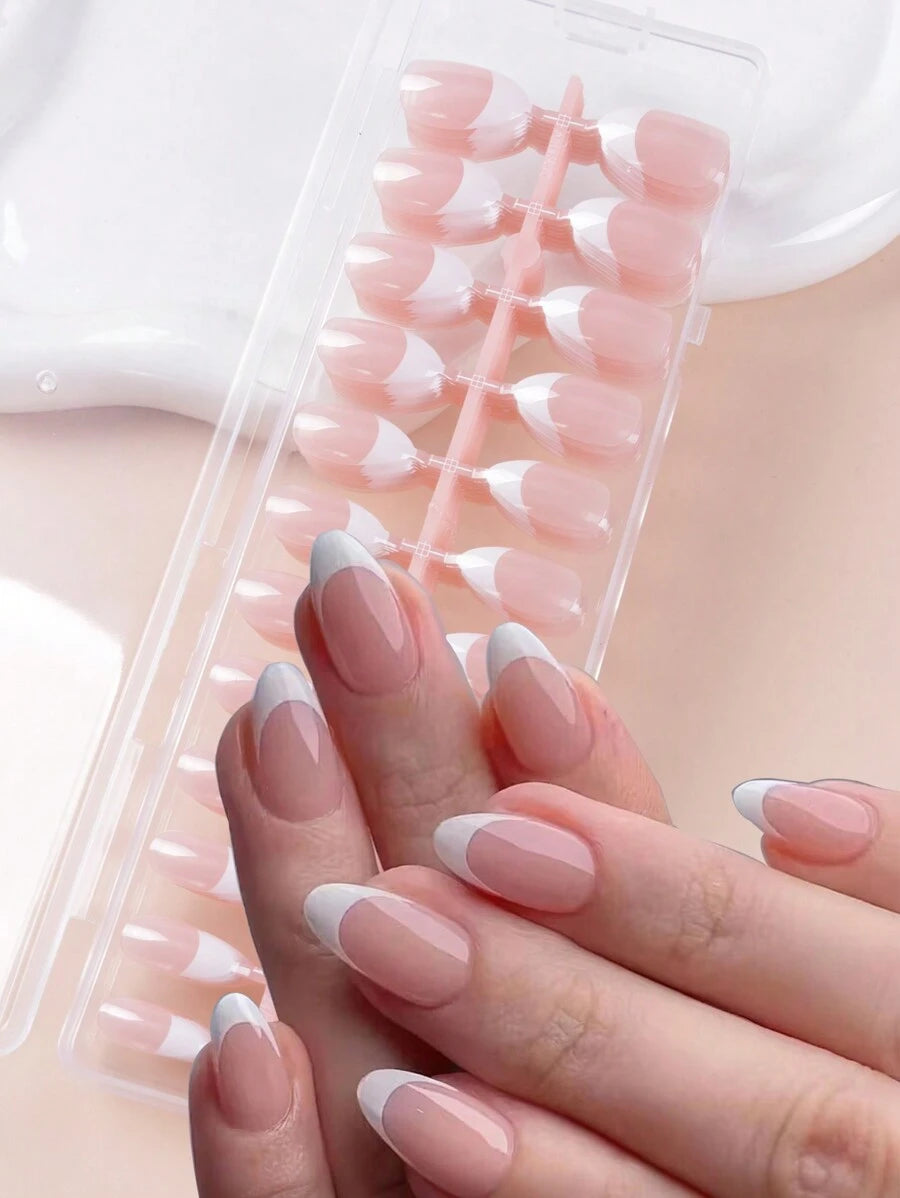 SHEIN أظافر 240 قطعة بشكل لوز صناعي بسيط مع نقوش جرافيكية