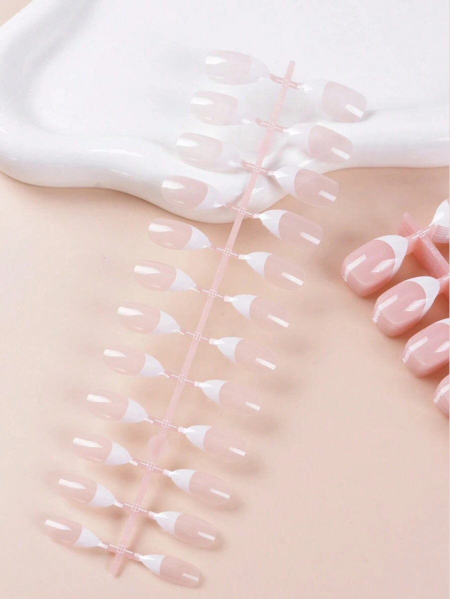 SHEIN أظافر 240 قطعة بشكل لوز صناعي بسيط مع نقوش جرافيكية