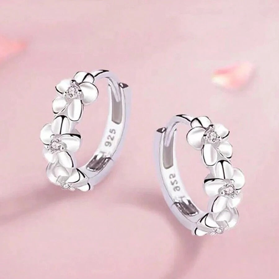 SHEIN أقراط إبزيم فضة إسترليني بتصميم زهري أنيق