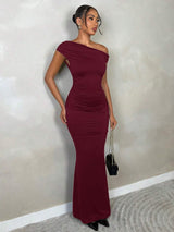 SHEIN BAE فستان عنابي بحافة متناظرة وتصميم متناسق