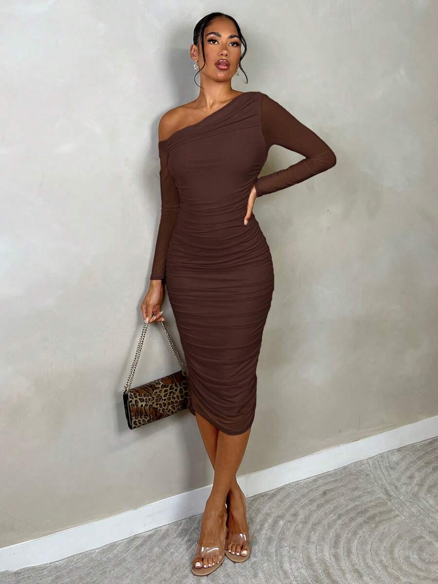 SHEIN BAE فستان بوديكون طويل الأكمام بشبك منكمش بلون قهوة